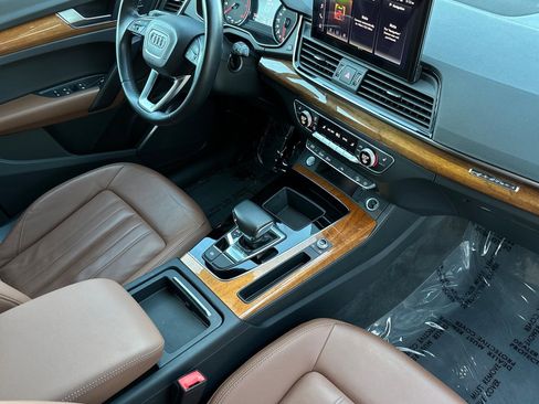 Certified 2022 Audi Q5 2.0T Premium w/ Convenience Package image 13
