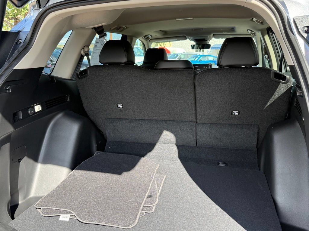 Certified 2026 Honda CR-V EX-L image 17