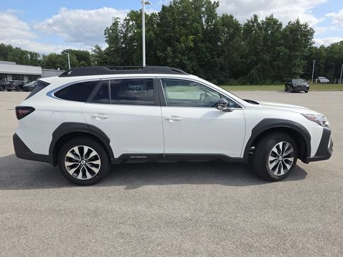 Used 2024 Subaru Outback Limited XT AWD/4WD image 10