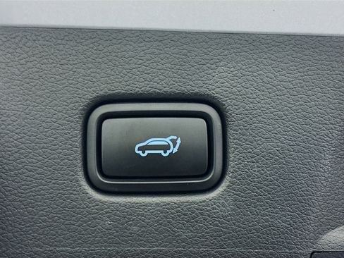 Used 2025 Hyundai Palisade SEL image 32