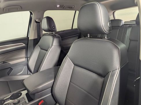 Used 2023 Volkswagen Atlas SEL AWD/4WD image 24