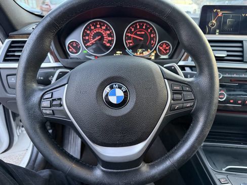 Used 2016 BMW 328i xDrive Sedan AWD/4WD image 29
