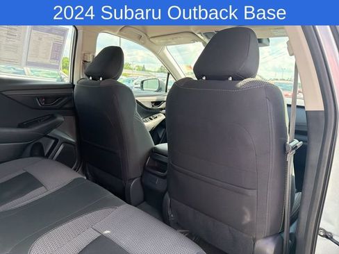 Used 2024 Subaru Outback AWD/4WD image 22