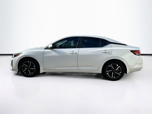 Used 2024 Nissan Sentra SV w/ All-Weather Package image 4