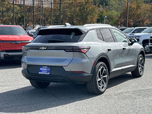 New 2026 Chevrolet Equinox EV LT AWD/4WD image 3