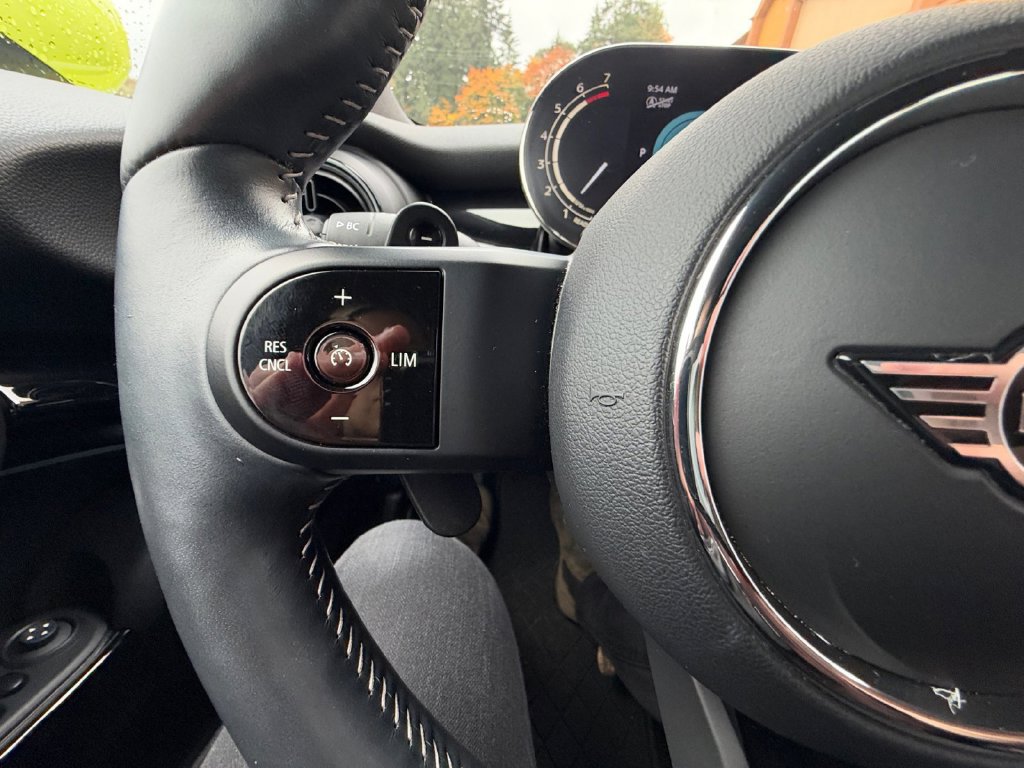 Used 2023 MINI Cooper S w/ Signature Upholstery Package FWD image 27