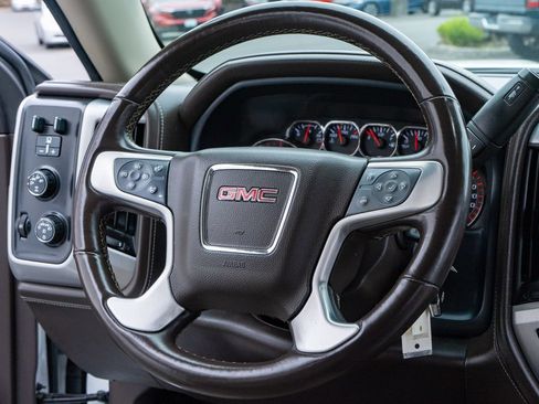 Used 2015 GMC Sierra 1500 SLT w/ SLT Crew Cab Value Package AWD/4WD image 23