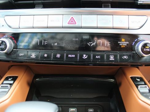 Used 2025 Kia Telluride SX Prestige X-Line image 36