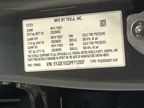 Used 2023 Tesla Model 3 Performance AWD/4WD image 31