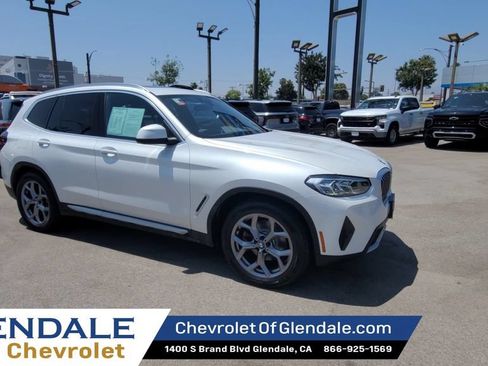 Used 2023 BMW X3 sDrive30i RWD image 2