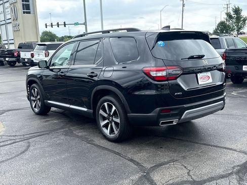 Certified 2023 Honda Pilot Elite image 9