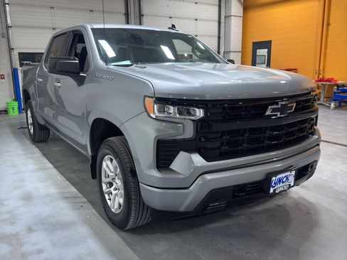 Used 2024 Chevrolet Silverado 1500 RST image 7