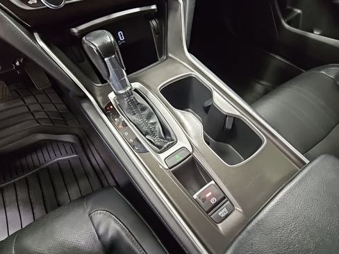 Used 2018 Honda Accord EX-L image 21