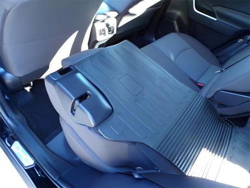 Used 2023 Toyota RAV4 XLE w/ Convenience Package image 18