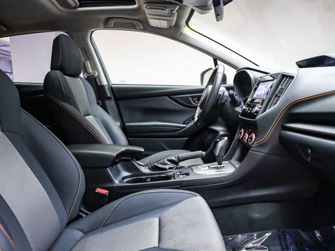 Used 2022 Subaru Crosstrek 2.0i Premium w/ Moonroof Package image 18