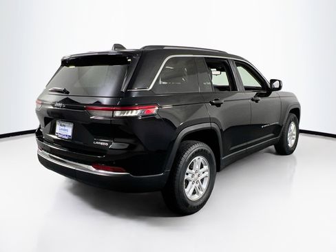 Used 2023 Jeep Grand Cherokee Laredo w/ Luxury Tech Group I image 5