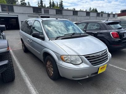 Used 2005 Chrysler Town & Country LX w/ Popular Equipment Group II