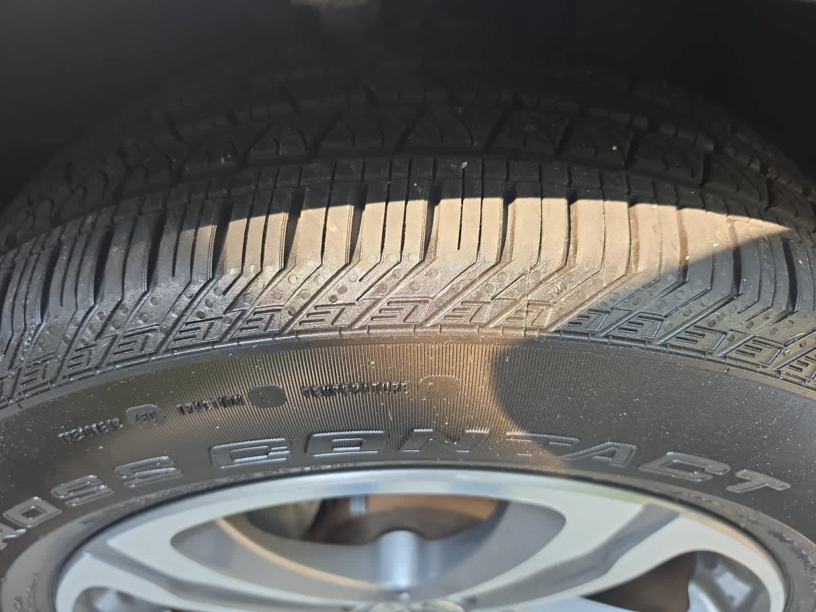 Used 2019 Mercedes-Benz GLC 300 4MATIC w/ Premium Package image 9