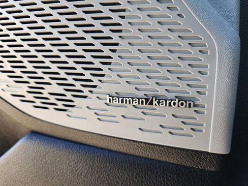 Used 2024 Hyundai Palisade SEL w/ Premium Package image 13