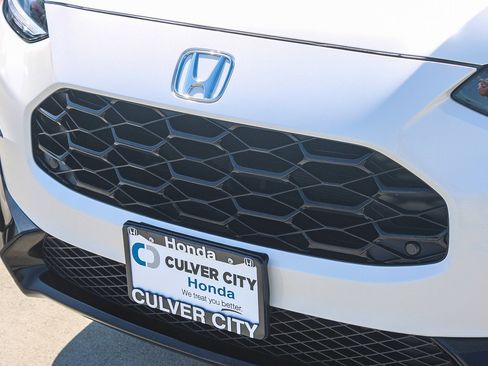 Used 2024 Honda HR-V EX-L image 6