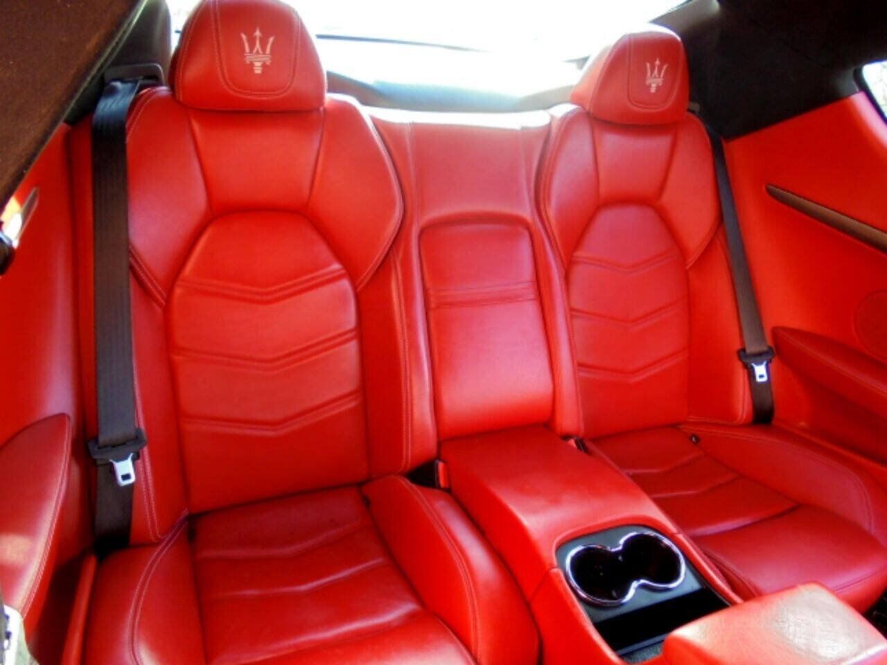 Used 2017 Maserati GranTurismo Sport RWD image 14