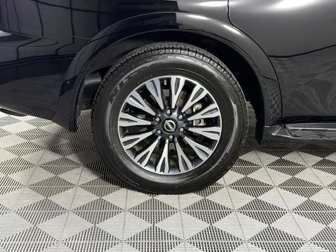 Used 2023 Nissan Armada SL w/ Midnight Edition Package RWD image 11