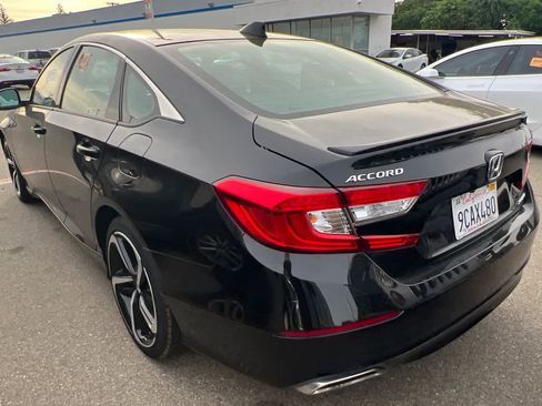 Used 2022 Honda Accord Sport image 6