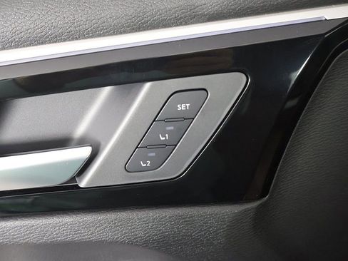 New 2025 Mitsubishi Outlander SEL image 42