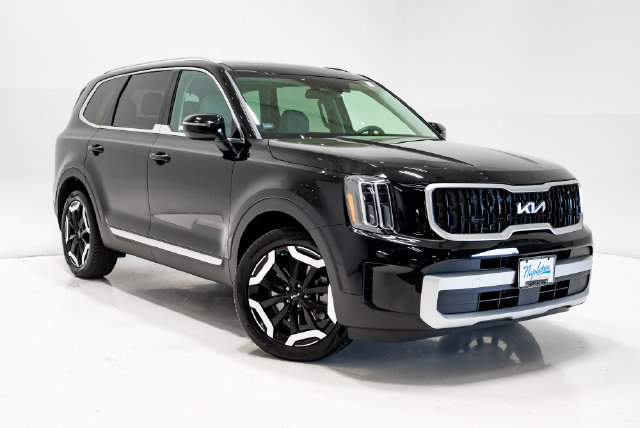 Used 2025 Kia Telluride EX w/ EX Captain's Chair Package FWD image 6