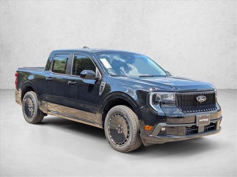 New 2025 Ford Maverick Lobo image 7