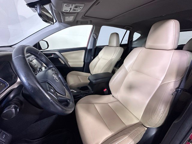 Used 2015 Toyota RAV4 Limited AWD/4WD image 11