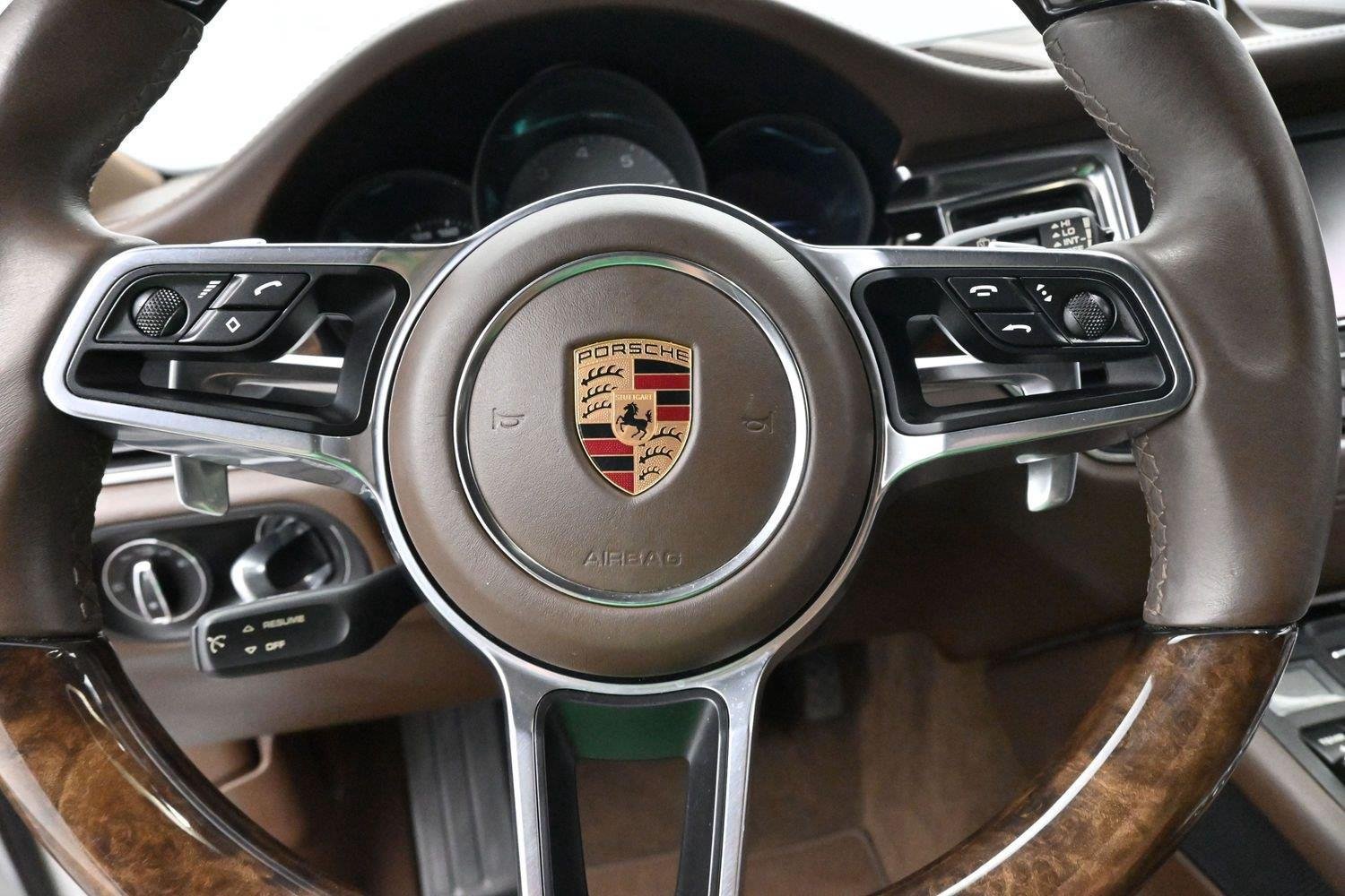 Used 2016 Porsche Macan S AWD/4WD image 18