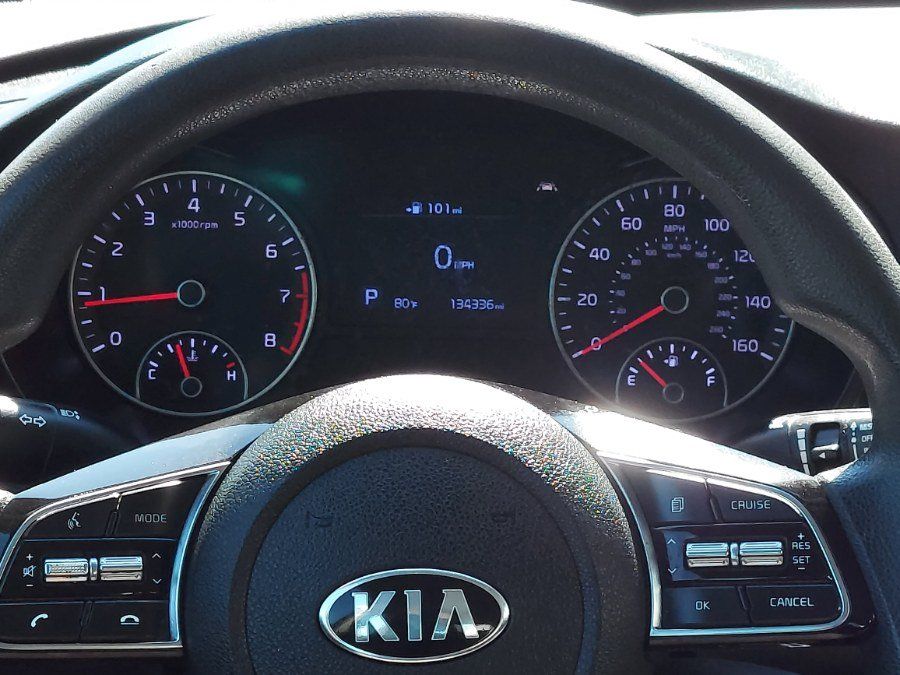 Used 2019 Kia Optima LX FWD image 15