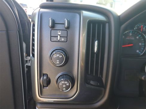 Used 2019 Chevrolet Silverado 2500 LT w/ All Star Edition image 30