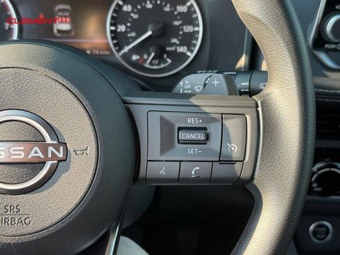 Used 2023 Nissan Rogue S AWD/4WD image 24