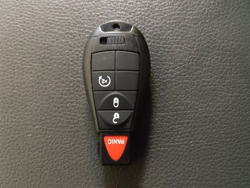 Used 2018 RAM 1500 Big Horn image 32