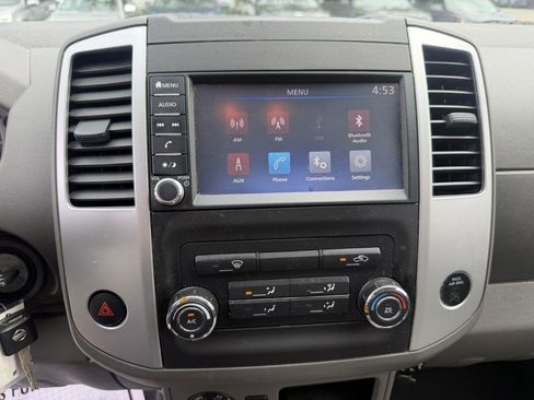 Used 2019 Nissan Frontier SV AWD/4WD image 14