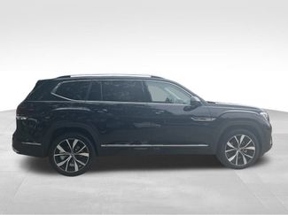 New 2026 Volkswagen Atlas SEL Premium R-Line AWD/4WD video 3