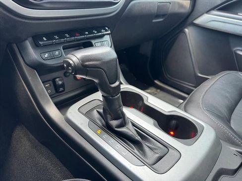 Used 2017 Chevrolet Colorado ZR2 w/ LPO, Premium Interior Package AWD/4WD image 20