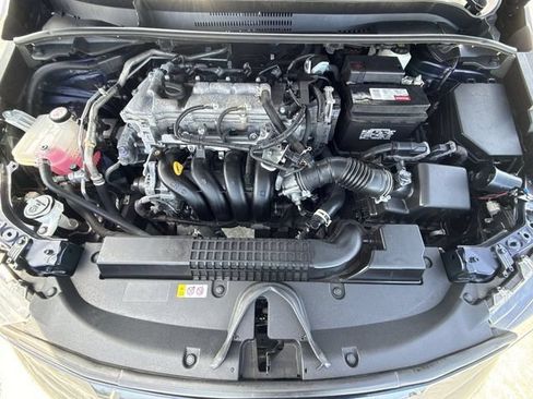Used 2022 Toyota Corolla LE FWD image 26