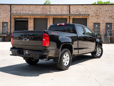 Used 2017 Chevrolet Colorado W/T w/ WT Convenience Package image 2