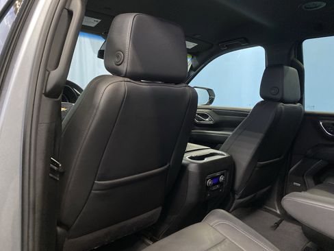 Used 2024 Chevrolet Tahoe LT image 32