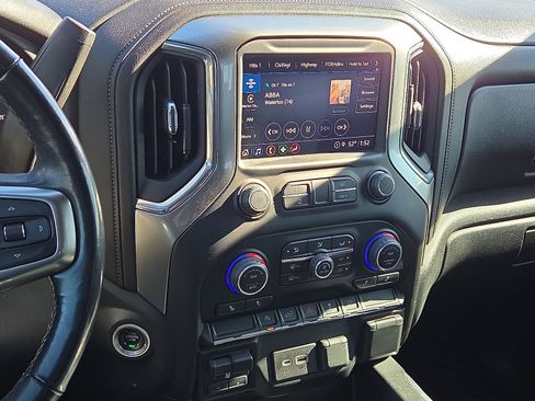 Used 2022 Chevrolet Silverado 1500 RST w/ Convenience Package II image 16