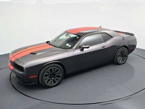 Used 2019 Dodge Challenger SXT w/ Blacktop Package RWD image 19