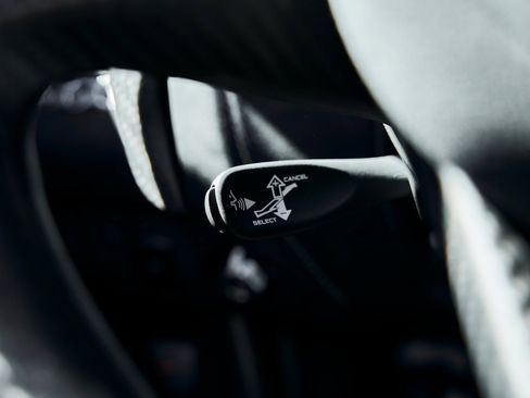 Used 2021 McLaren 765LT Base image 51