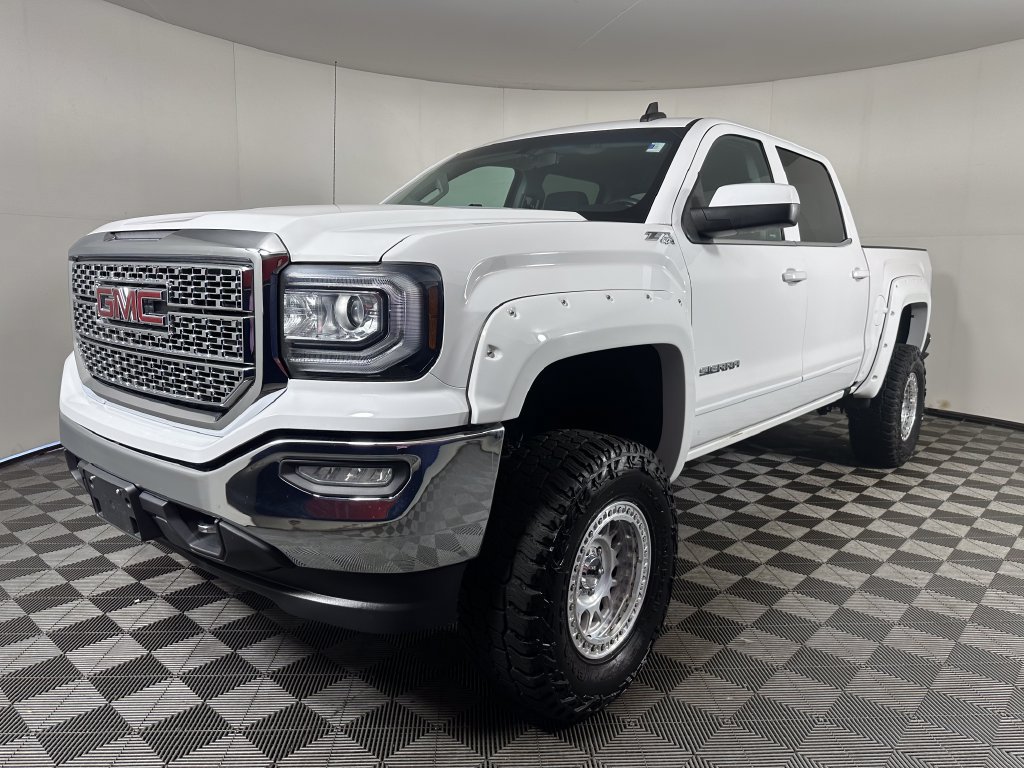 Used 2017 GMC Sierra 1500 SLE w/ SLE Value Package AWD/4WD image 1