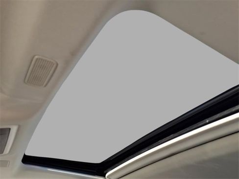 Certified 2023 Lexus ES 250 w/ Premium Package image 17