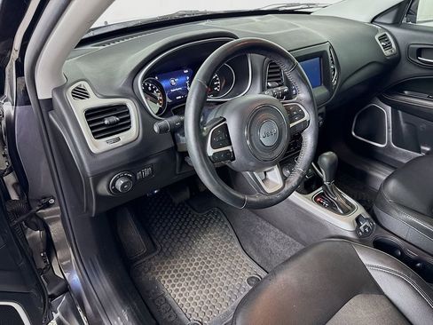 Used 2020 Jeep Compass Latitude w/ Popular Equipment Group image 9