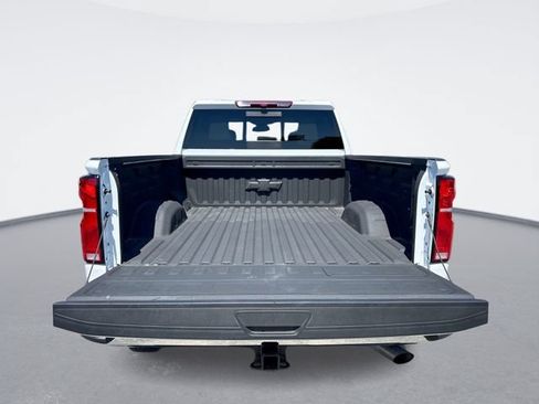 Used 2025 Chevrolet Silverado 2500 LTZ w/ LTZ Convenience Package AWD/4WD image 24