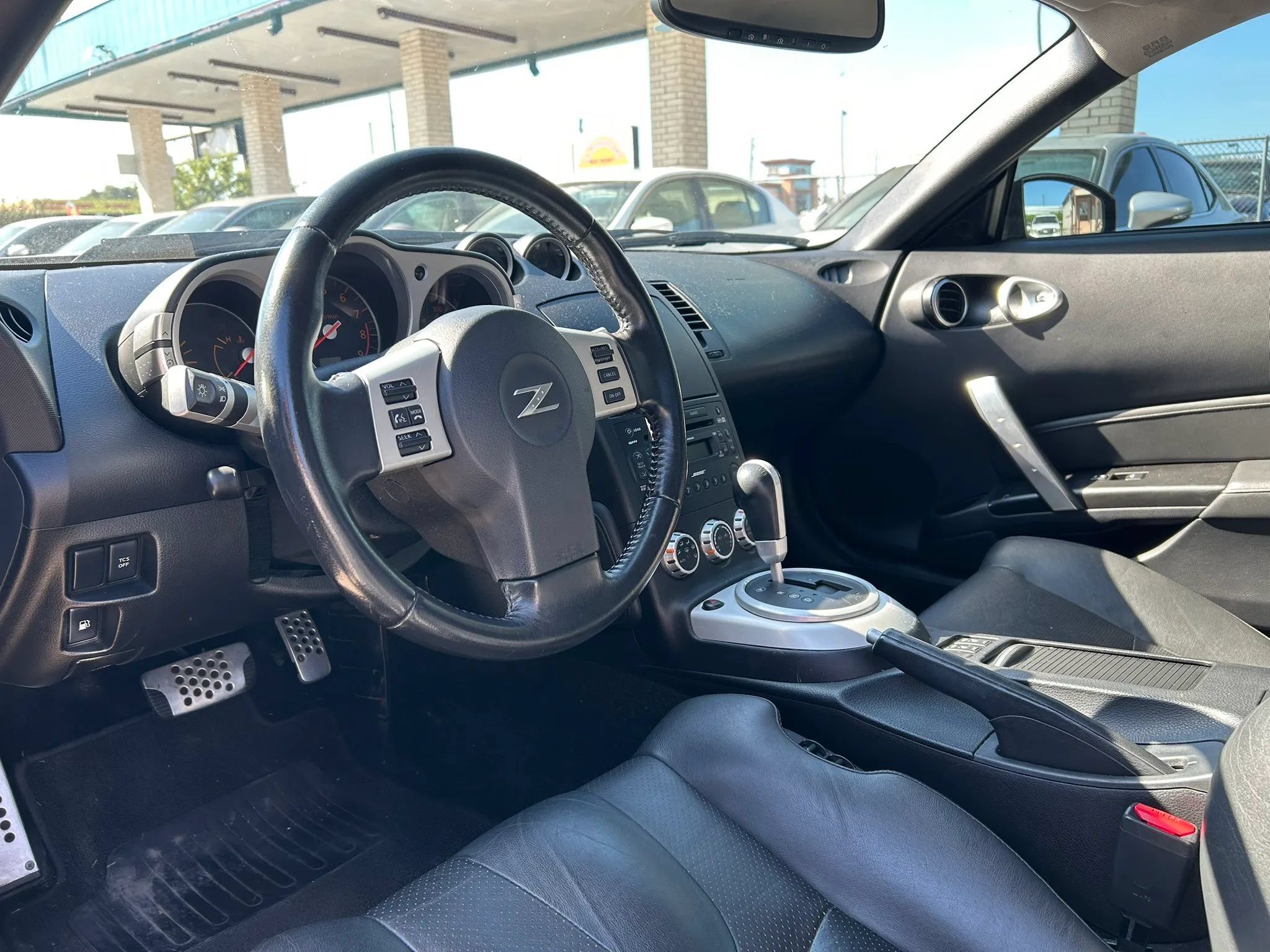 Used 2008 Nissan 350Z Touring w/ Cargo Convenience Pkg RWD image 6